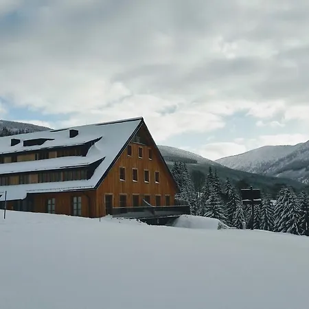 Jeleni Boudy * Spindleruv Mlyn