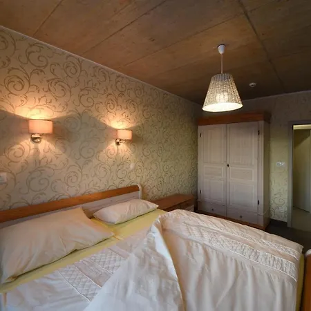 Apartment Jeleni Boudy *