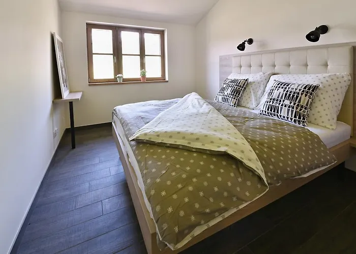Jeleni Boudy Apartment